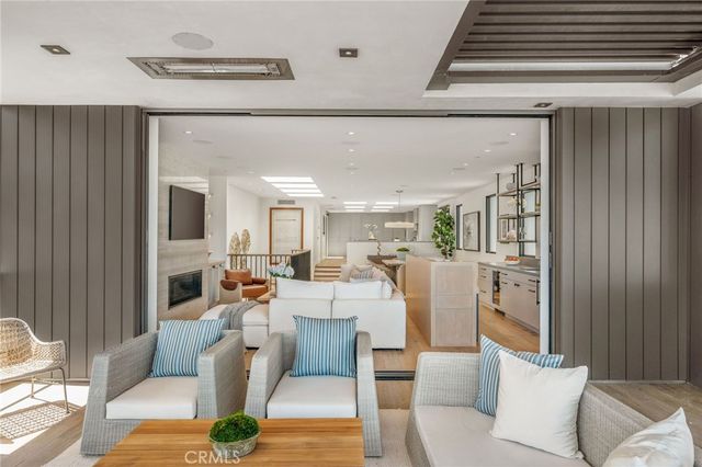 457 26th Street, Manhattan Beach, CA 90266