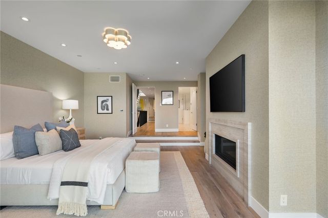 457 26th Street, Manhattan Beach, CA 90266