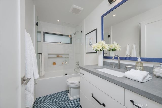 457 26th Street, Manhattan Beach, CA 90266