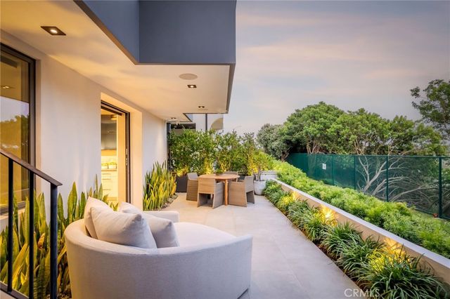 457 26th Street, Manhattan Beach, CA 90266