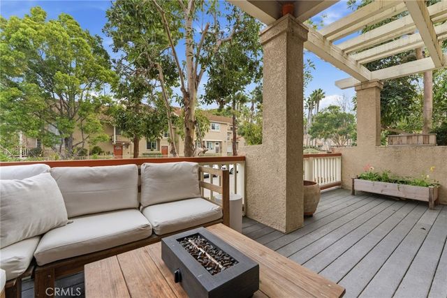 7767 Caminito Monarca 100, Carlsbad, CA 92009