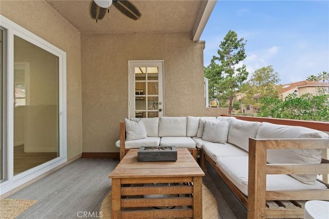 7767 Caminito Monarca 100, Carlsbad, CA 92009