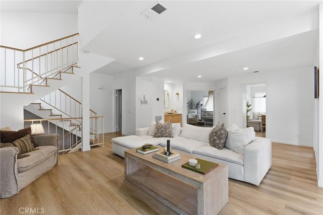 7767 Caminito Monarca 100, Carlsbad, CA 92009
