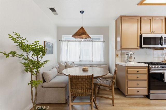 7767 Caminito Monarca 100, Carlsbad, CA 92009