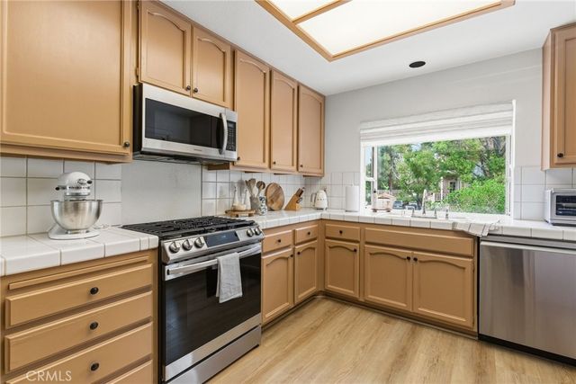 7767 Caminito Monarca 100, Carlsbad, CA 92009