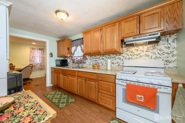 4 Homestead Avenue, Avenel, NJ 07001