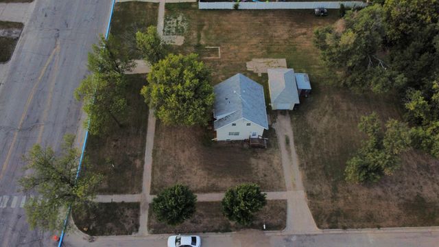 1706 N 4th Avenue, Moorhead, MN 56560