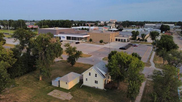 1706 N 4th Avenue, Moorhead, MN 56560