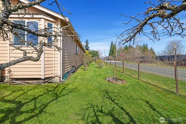 1002 W GLENWOOD ST, Port Angeles, WA 98362