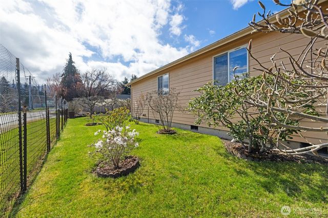 1002 W GLENWOOD ST, Port Angeles, WA 98362