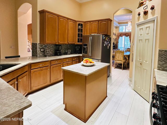 5983 WAKULLA SPRINGS Road, Jacksonville, FL 32258