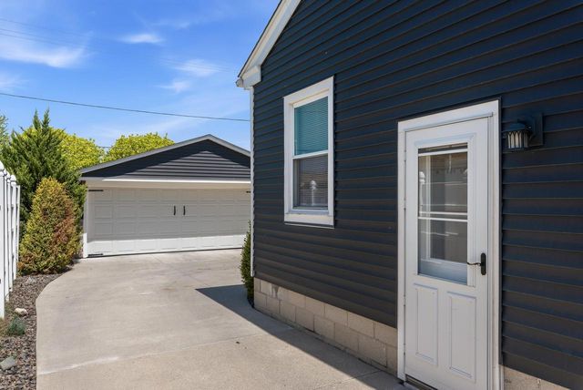366 3rd STREET, Kewaskum, WI 53040