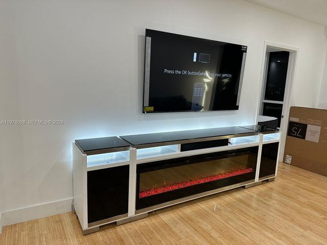 18201 Collins Ave 1202, Sunny Isles Beach, FL 33160