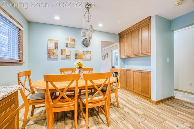 1799 Grange Road, Trenton, MI 48183