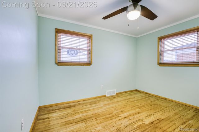 1799 Grange Road, Trenton, MI 48183