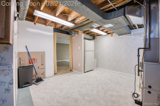 1799 Grange Road, Trenton, MI 48183