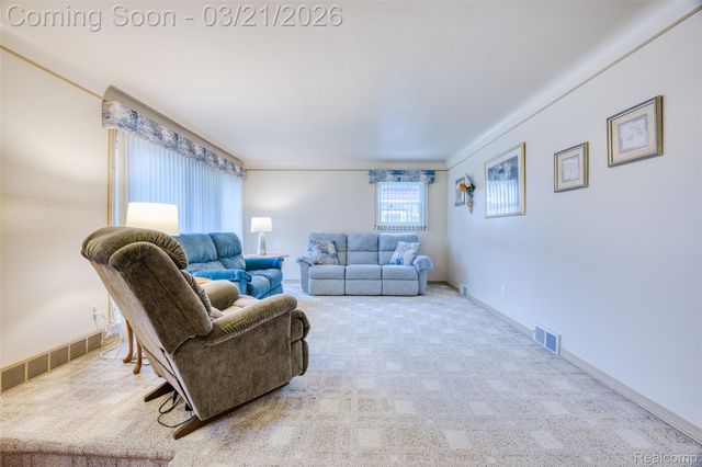 1799 Grange Road, Trenton, MI 48183