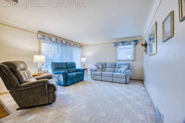 1799 Grange Road, Trenton, MI 48183