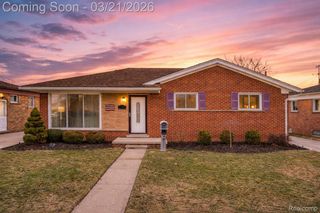 1799 Grange Road, Trenton, MI 48183