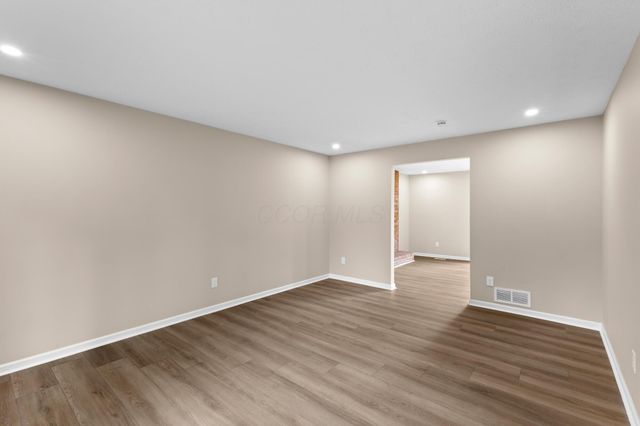 4999 Doral Avenue, Columbus, OH 43213