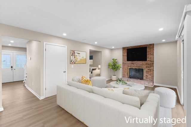 4999 Doral Avenue, Columbus, OH 43213