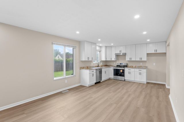 4999 Doral Avenue, Columbus, OH 43213
