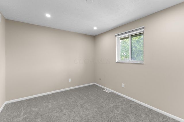 4999 Doral Avenue, Columbus, OH 43213