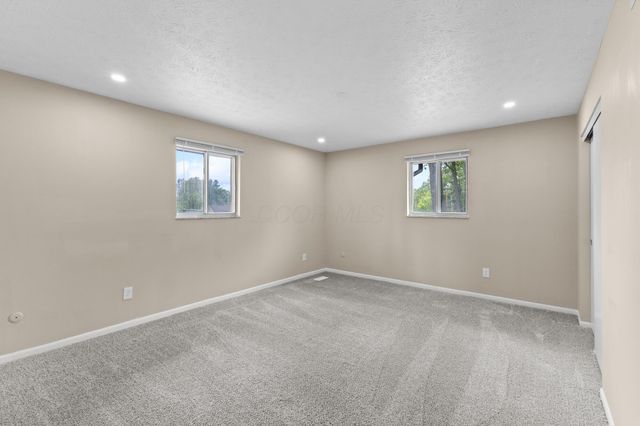4999 Doral Avenue, Columbus, OH 43213