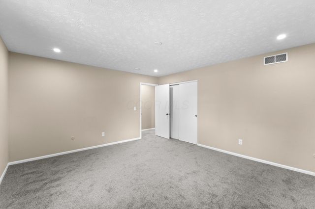 4999 Doral Avenue, Columbus, OH 43213