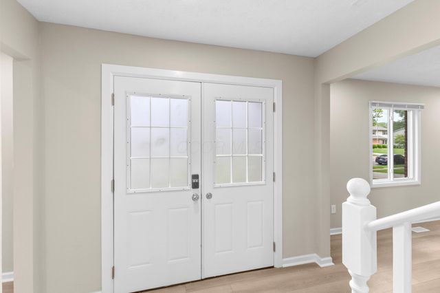 4999 Doral Avenue, Columbus, OH 43213
