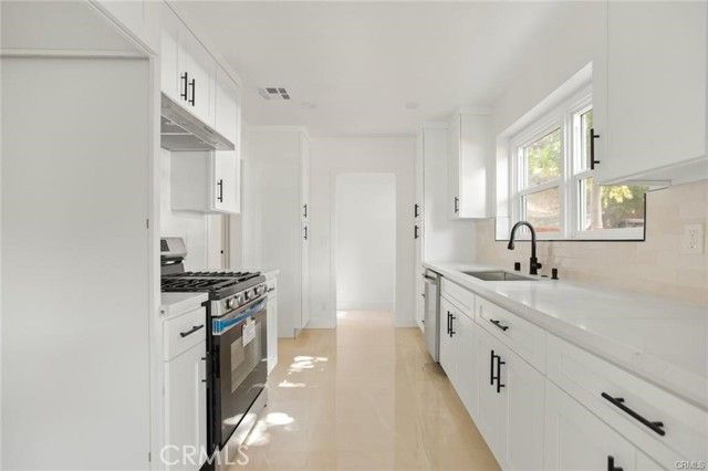 6417 La Riba Way, Los Angeles, CA 90042