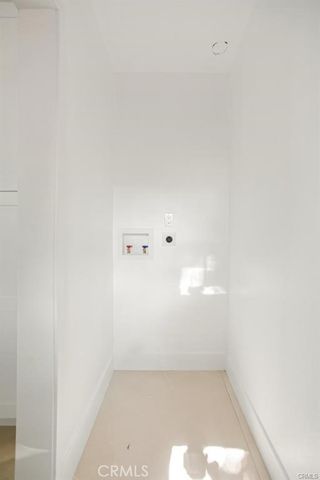 6417 La Riba Way, Los Angeles, CA 90042