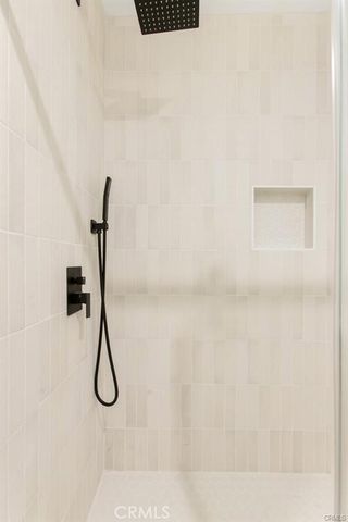 6417 La Riba Way, Los Angeles, CA 90042