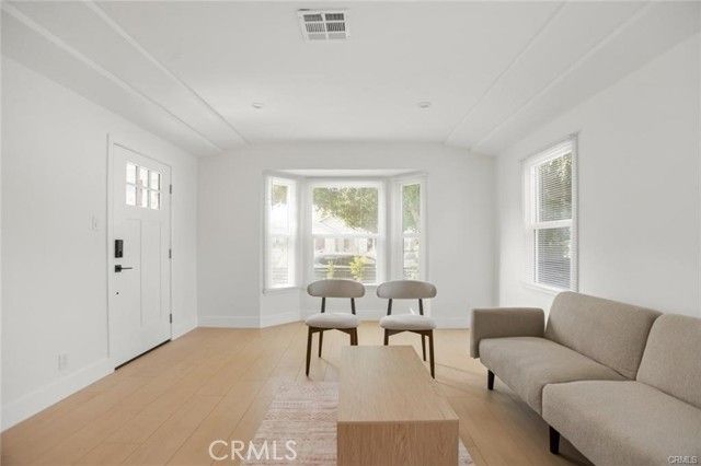 6417 La Riba Way, Los Angeles, CA 90042