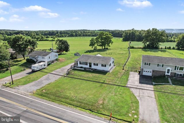 330 DOUBLING GAP RD, Newville, PA 17241