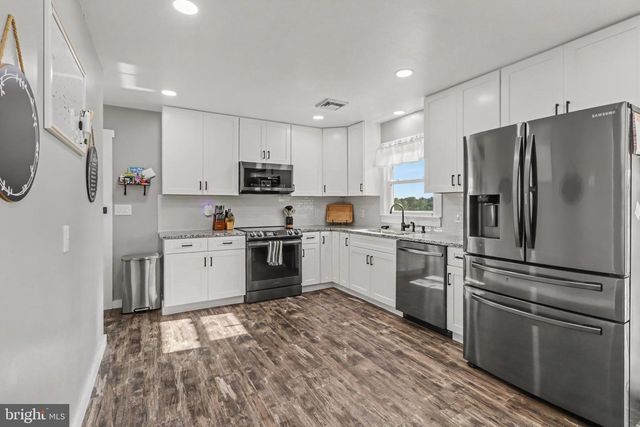 330 DOUBLING GAP RD, Newville, PA 17241