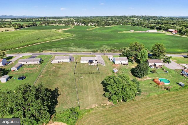 330 DOUBLING GAP RD, Newville, PA 17241