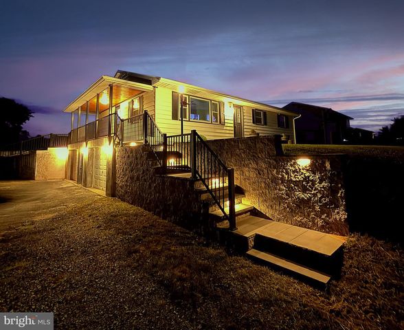 330 DOUBLING GAP RD, Newville, PA 17241