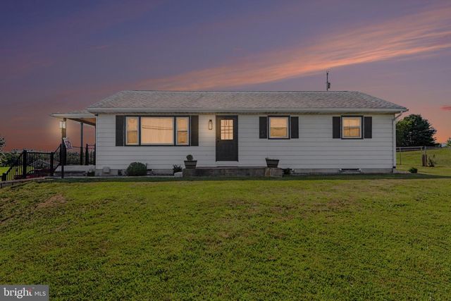 330 DOUBLING GAP RD, Newville, PA 17241