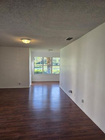 3310 Pinewalk Drive 1812, Margate, FL 33063