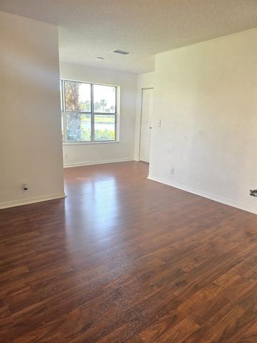 3310 Pinewalk Drive 1812, Margate, FL 33063