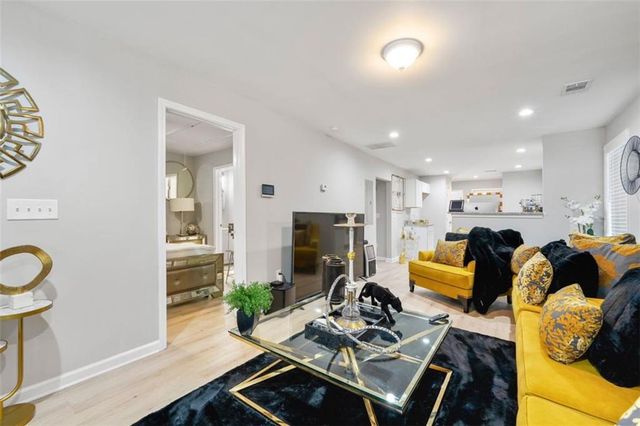 889 Smith Street, Atlanta, GA 30310