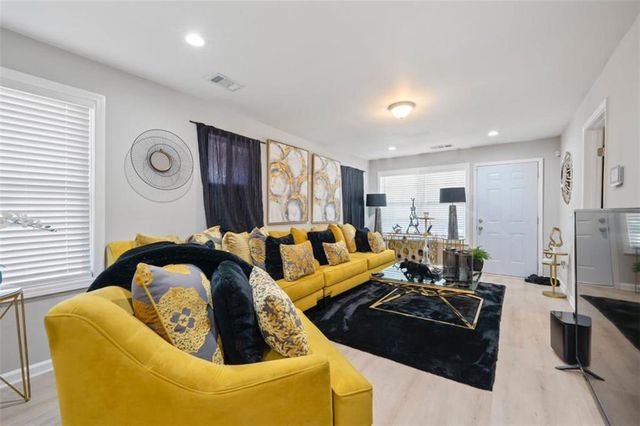 889 Smith Street, Atlanta, GA 30310
