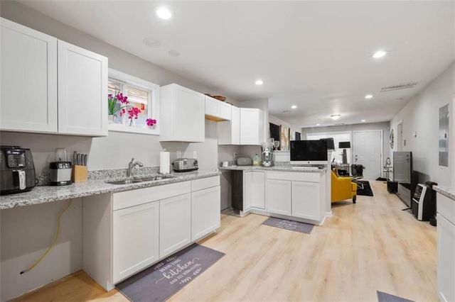 889 Smith Street, Atlanta, GA 30310