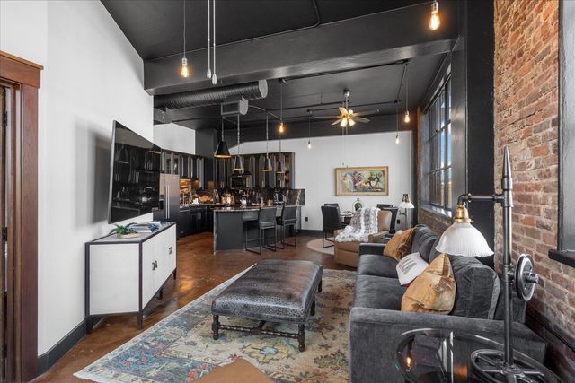 1301 Market Street 306, Chattanooga, TN 37402