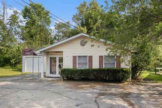 1707 Miller Road, Kalamazoo, MI 49001