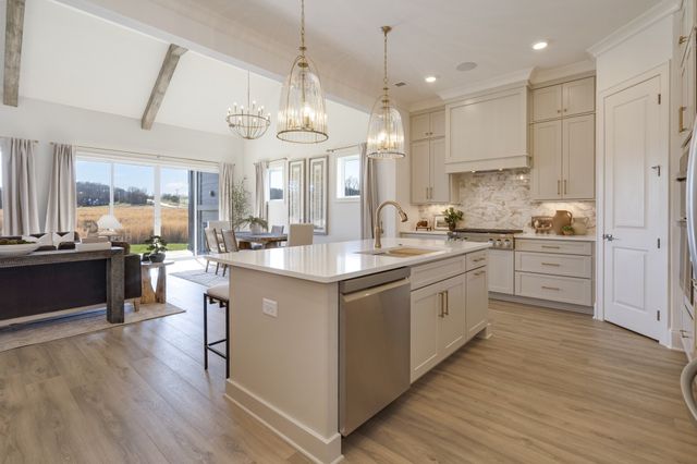 2085 Riley Park Dr, Franklin, TN 37064