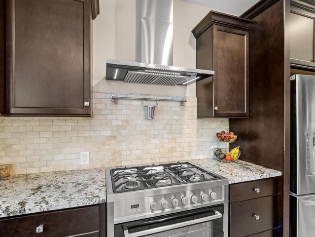 1229 E Via Roma, Fresno, CA 93730