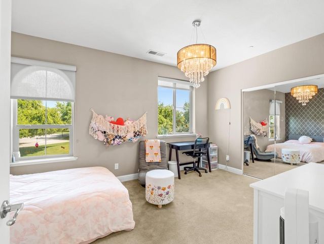 1229 E Via Roma, Fresno, CA 93730