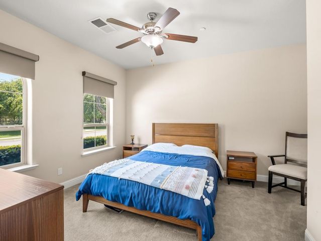 1229 E Via Roma, Fresno, CA 93730